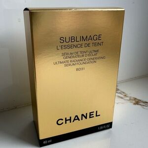 CHANEL Sublimage L’Essence de Teint BD31 Medium Warm Foundation w/ Brush Luxury